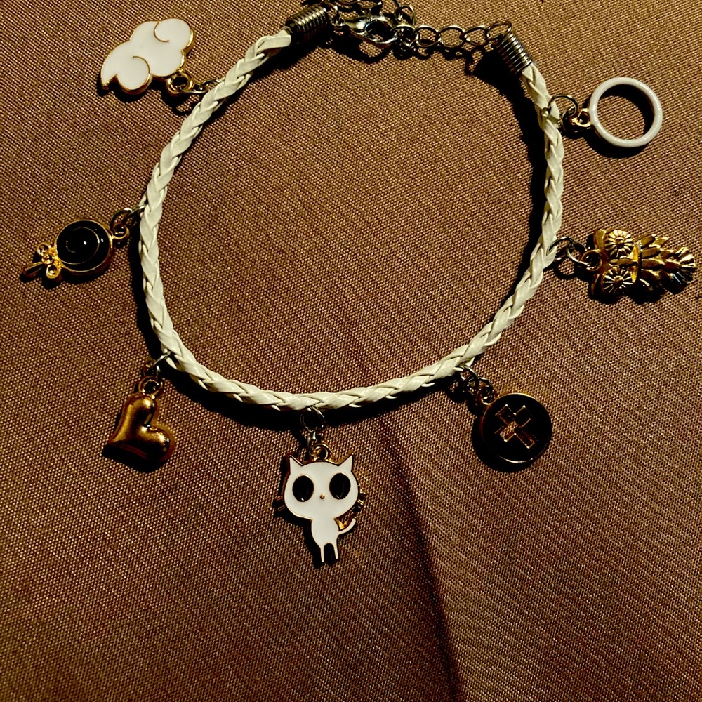 Charm bracelets - Picture 1 of 2